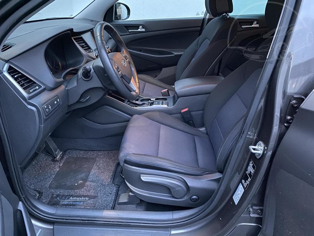 2016 Hyundai TUCSON - 25