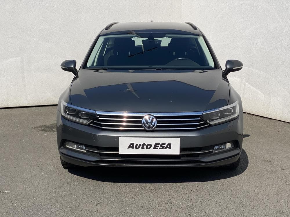 2015 Volkswagen PASSAT - 3