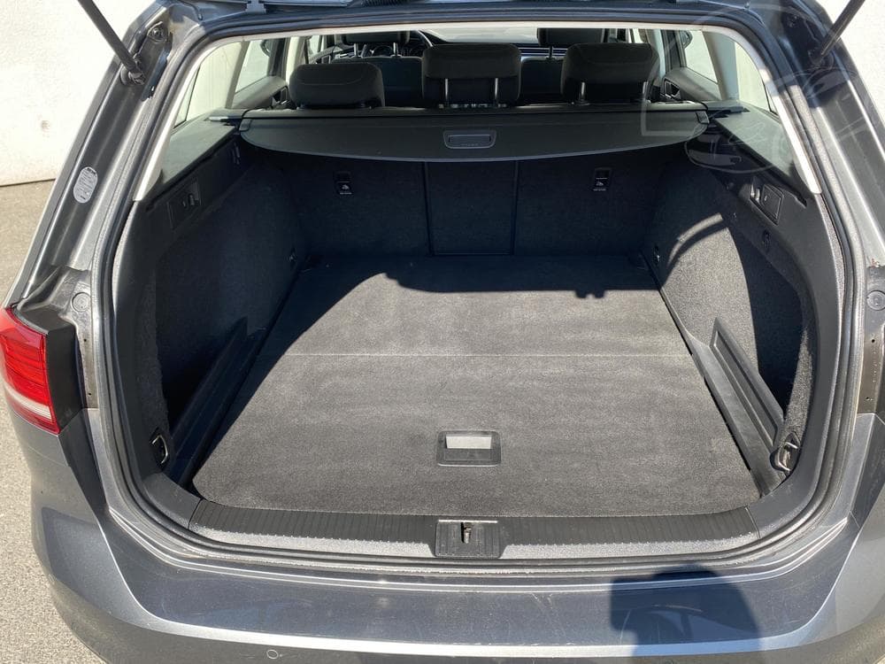 2015 Volkswagen PASSAT - 13
