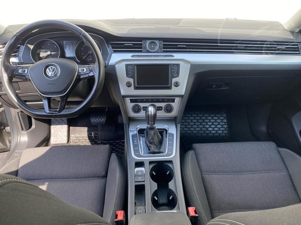2015 Volkswagen PASSAT - 15
