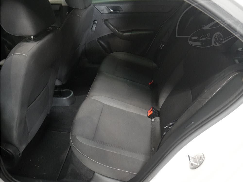 2014 Škoda RAPID - 10