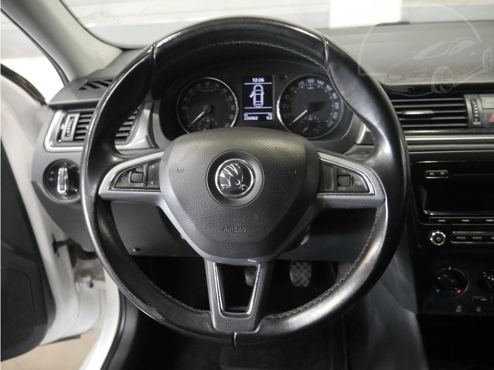 2014 Škoda RAPID - 12