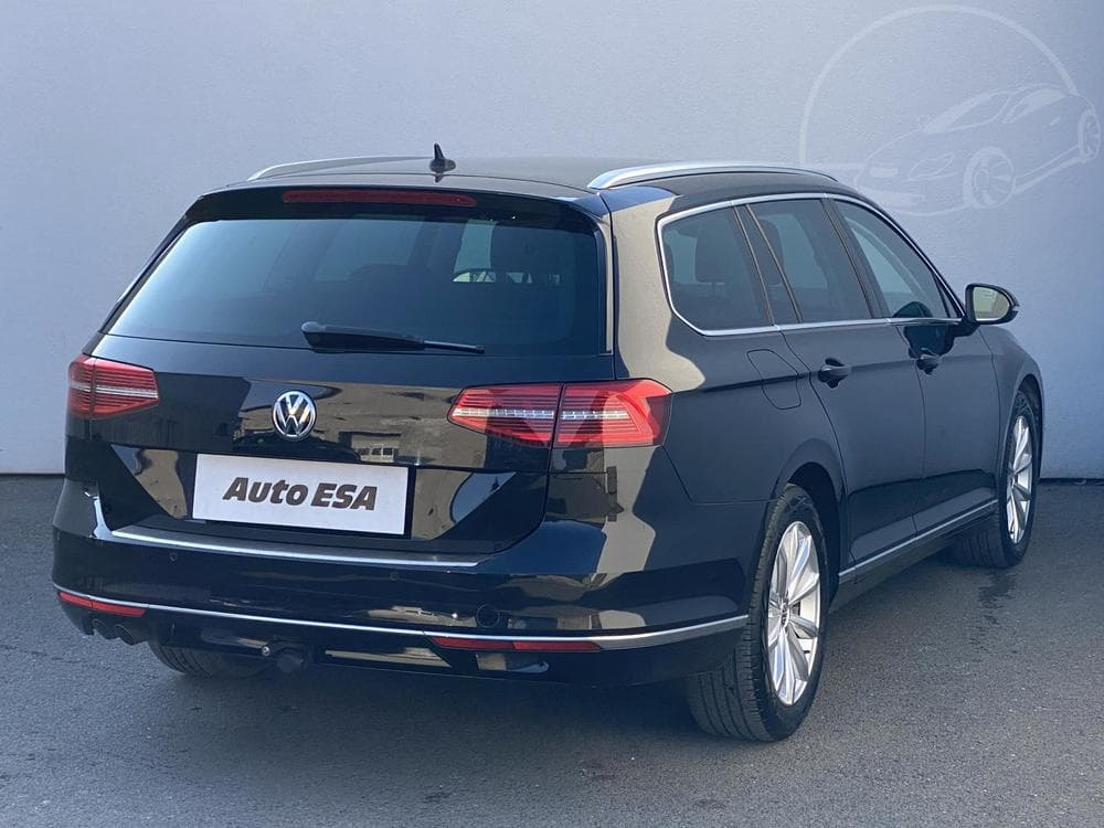 2015 Volkswagen PASSAT - 10