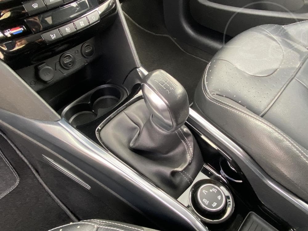 2013 Peugeot 2008 - 14