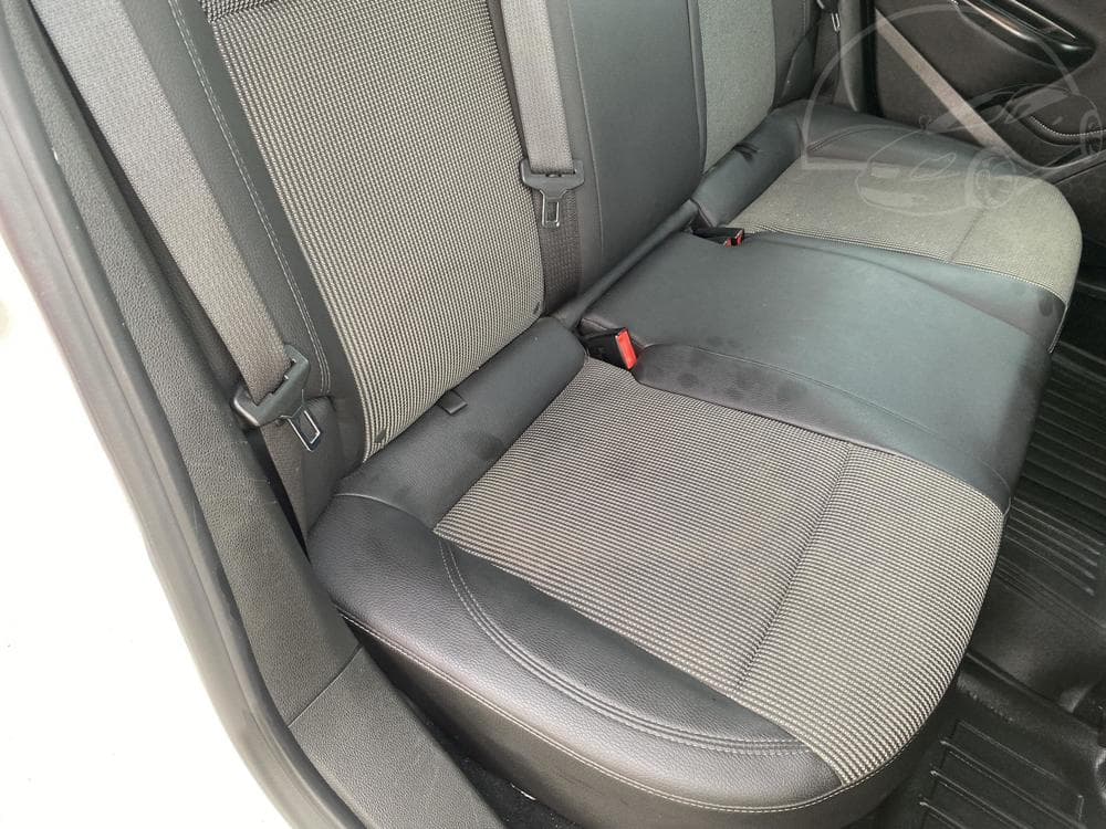 2013 Opel ASTRA - 11