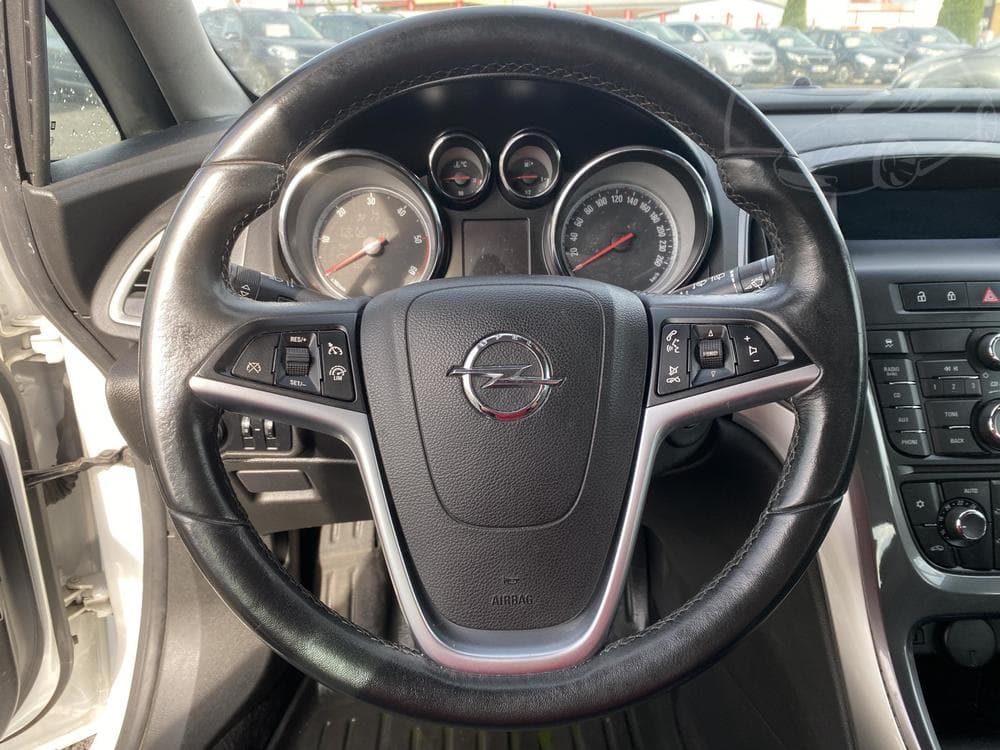 2013 Opel ASTRA - 13