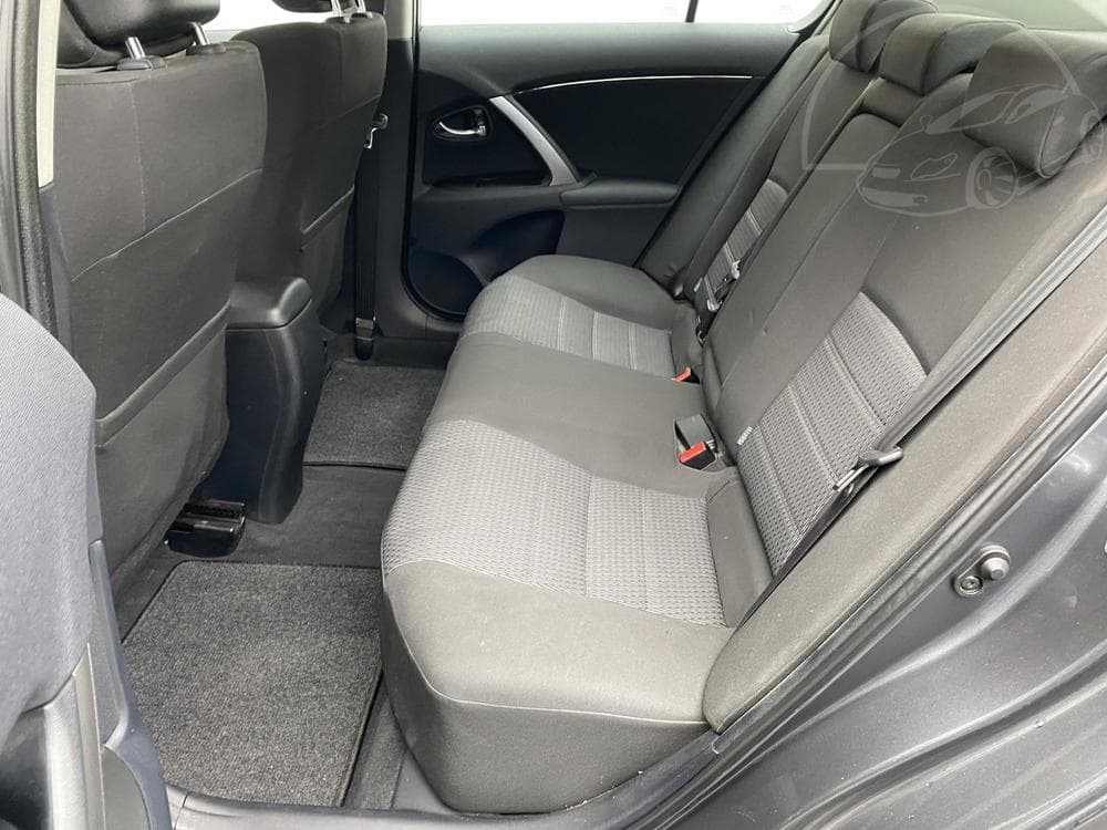 2012 Toyota AVENSIS - 10