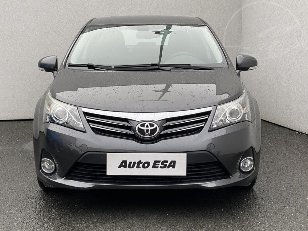 2012 Toyota AVENSIS - 2