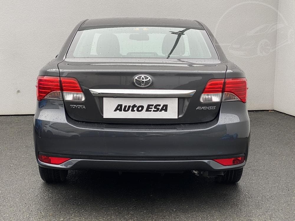 2012 Toyota AVENSIS - 5