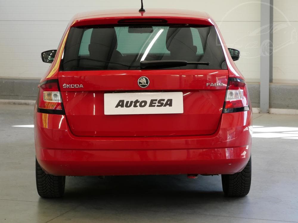 2015 Škoda FABIA - 5