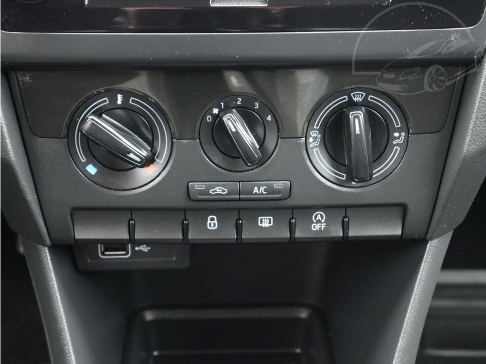 2019 Škoda RAPID - 23