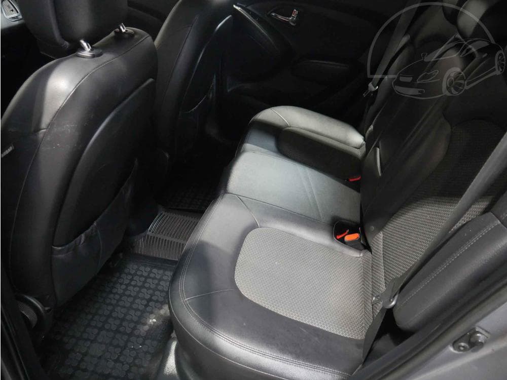 2011 Hyundai ix35 - 10