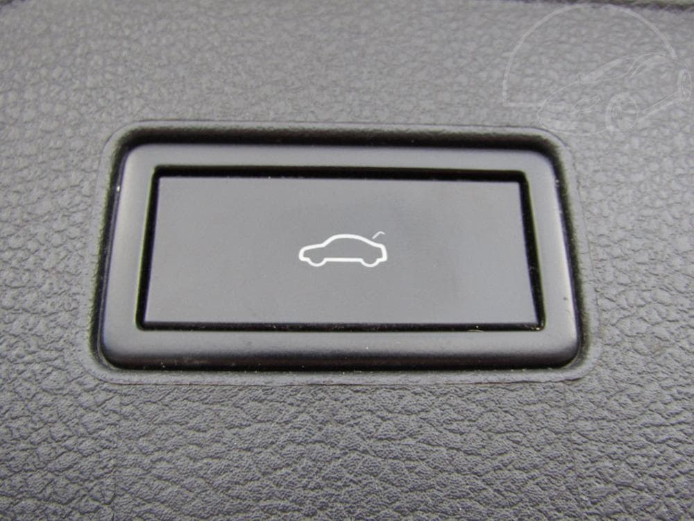 2016 Volkswagen Passat - 19