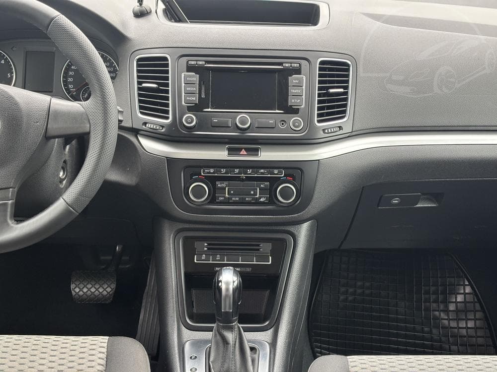 2011 Volkswagen SHARAN - 18