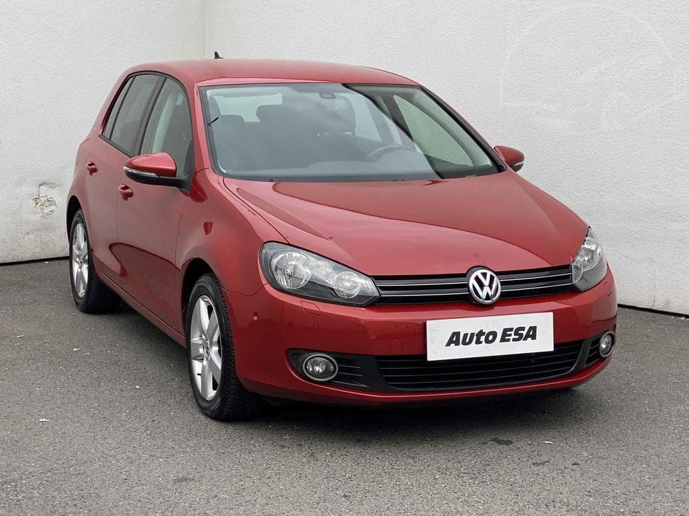 2010 Volkswagen GOLF