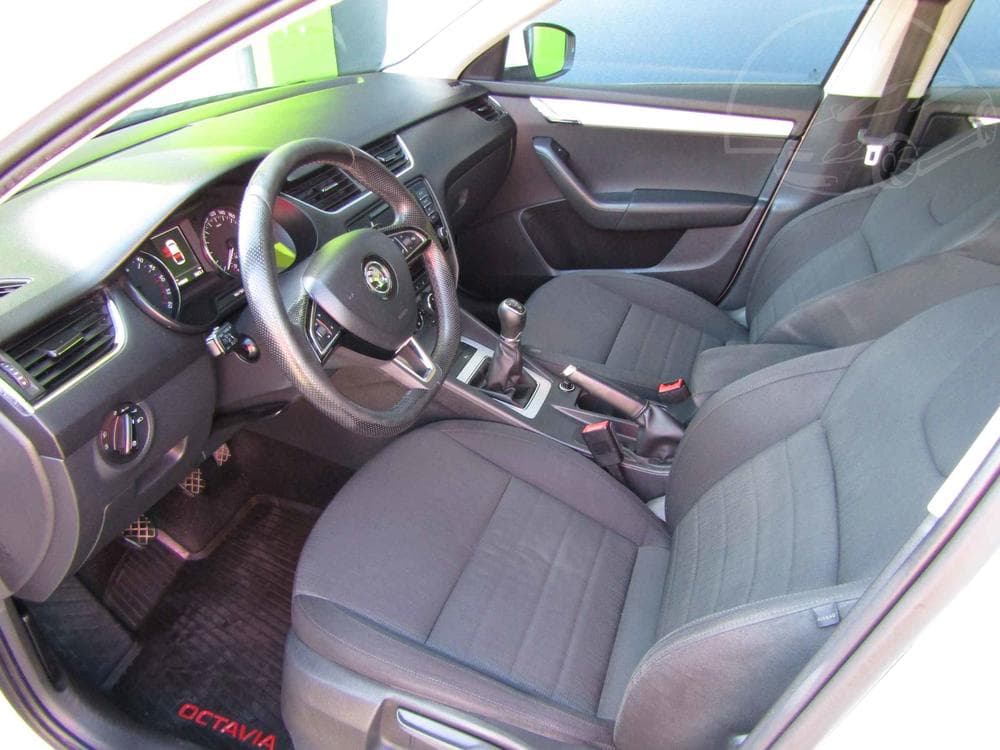 2015 Škoda OCTAVIA - 9