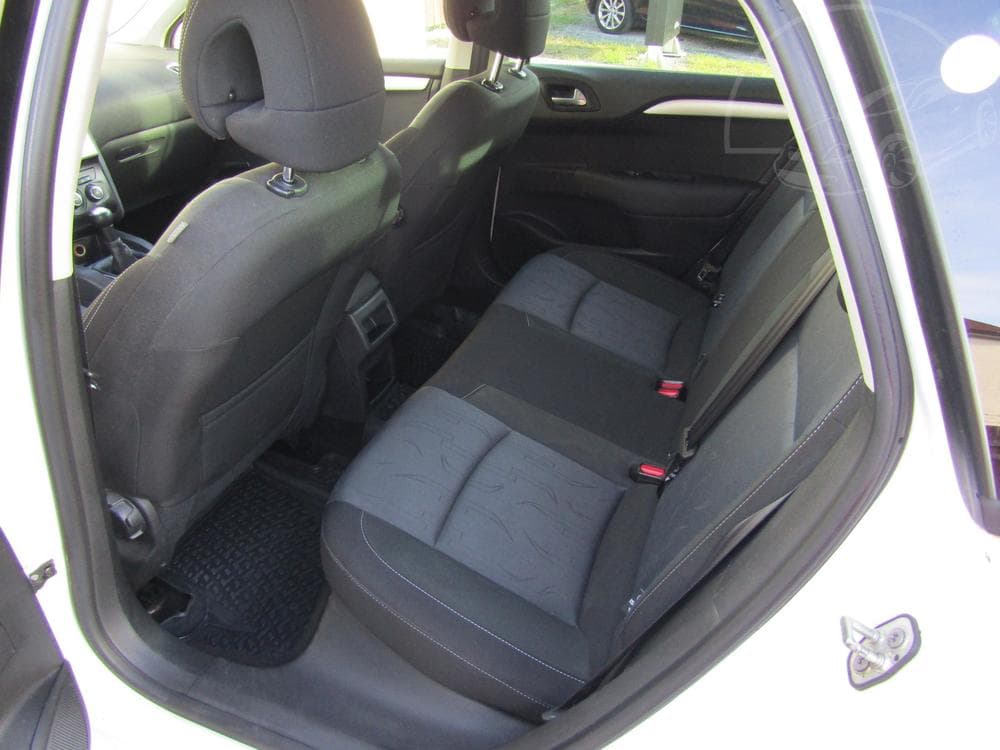 2012 Citroen C4 - 10