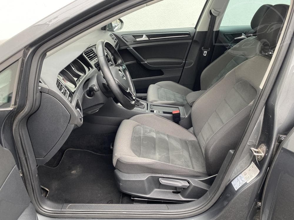 2018 Volkswagen GOLF - 25