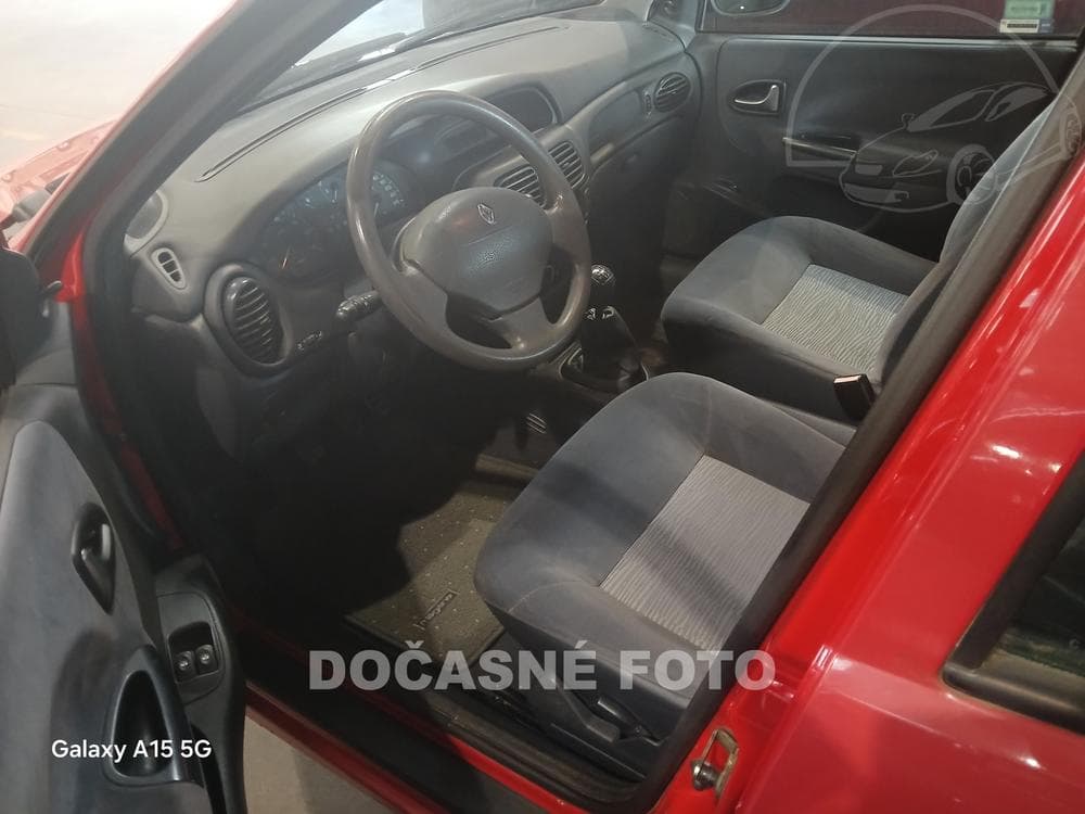 2002 Renault MEGANE - 3