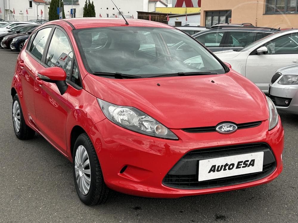 2010 Ford FIESTA