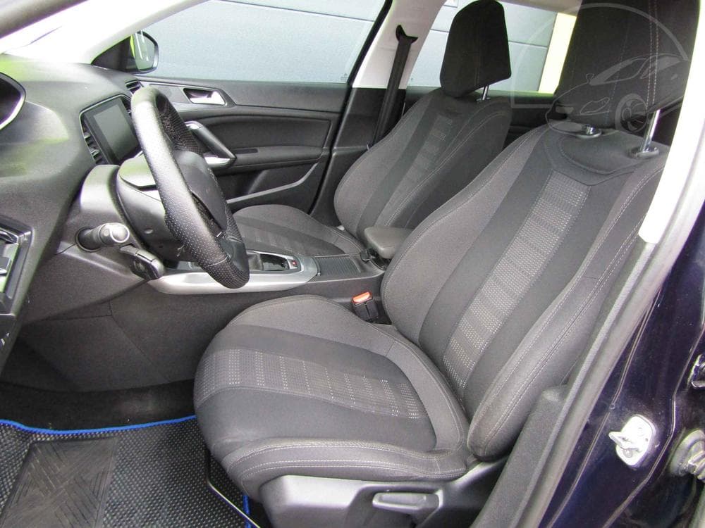 2015 Peugeot 308 - 9