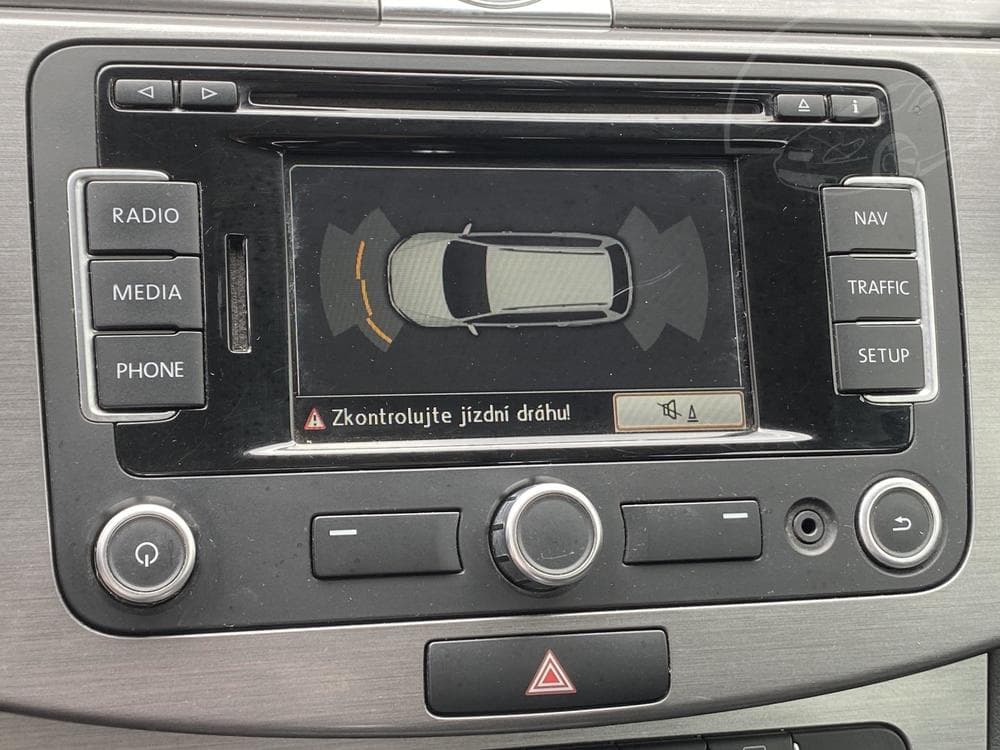 2012 Volkswagen PASSAT - 33