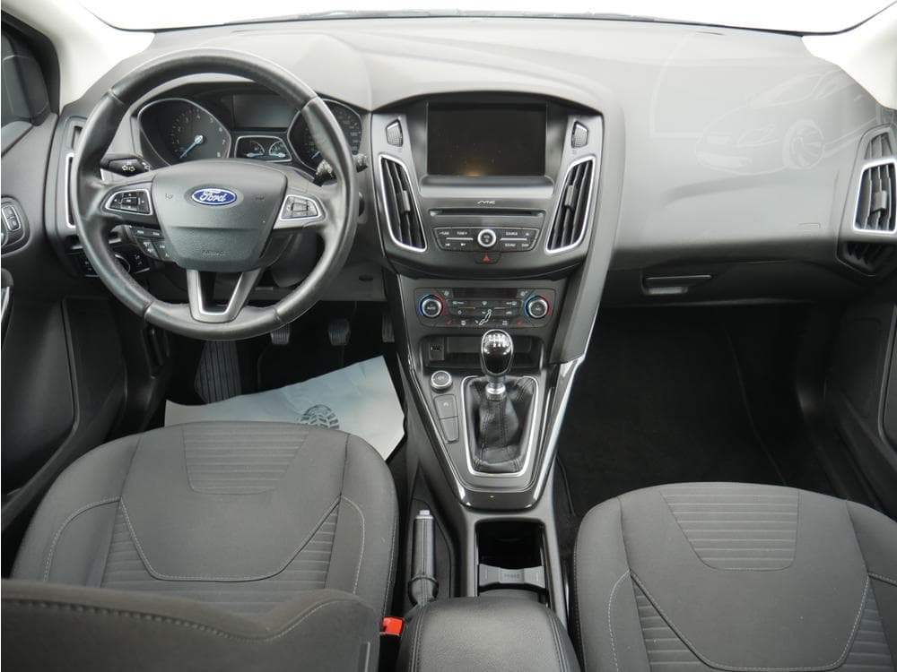 2017 Ford FOCUS - 8