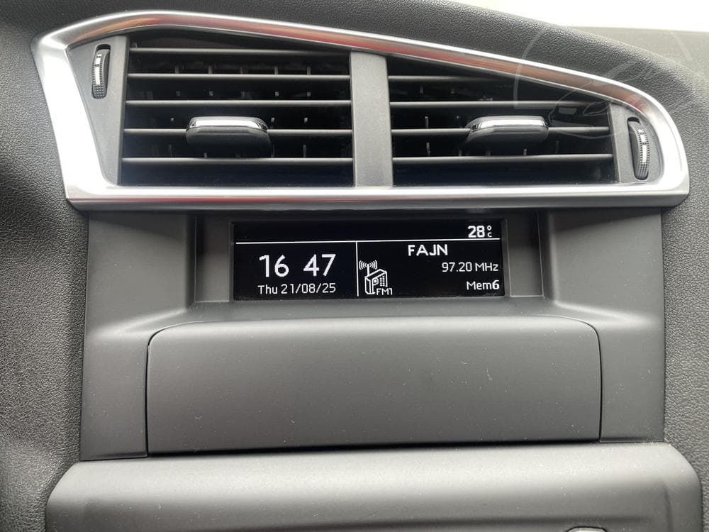 2016 Citroen C4 - 13