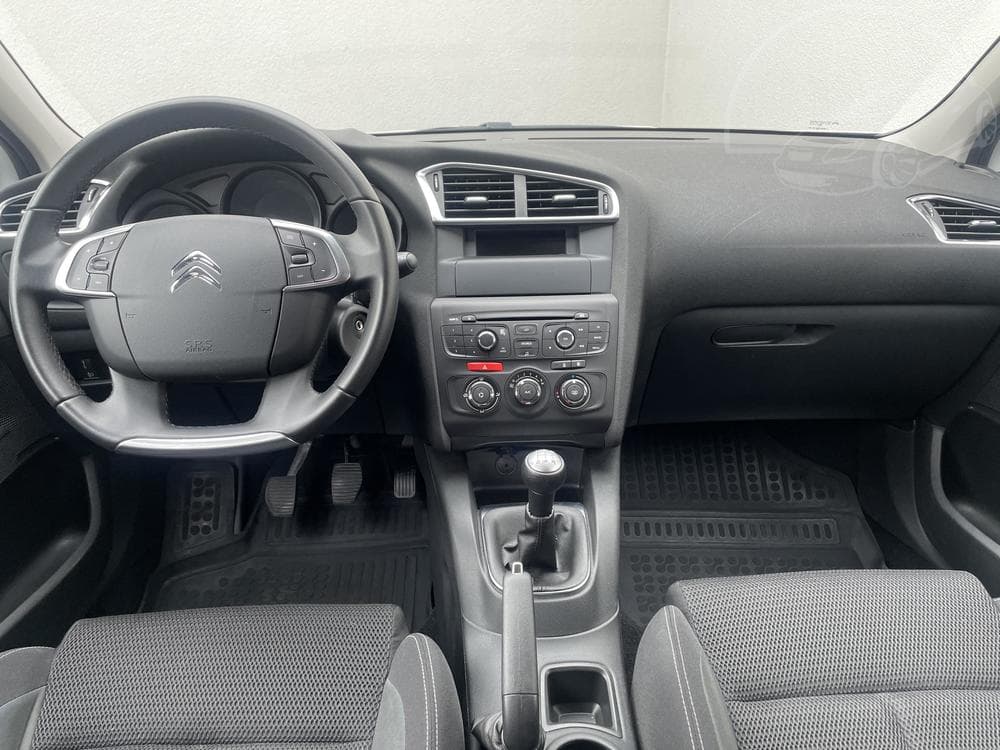 2016 Citroen C4 - 9