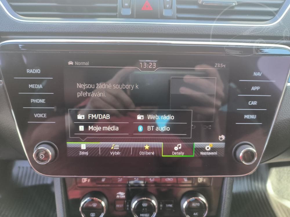 2021 Škoda SUPERB - 25