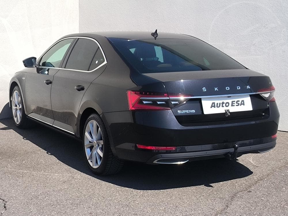 2021 Škoda SUPERB - 11