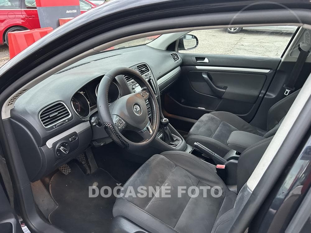 2010 Volkswagen GOLF - 3