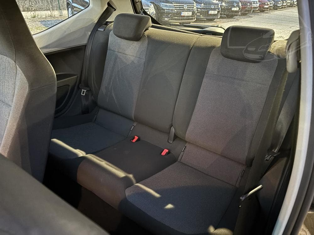 2012 Volkswagen UP! - 10
