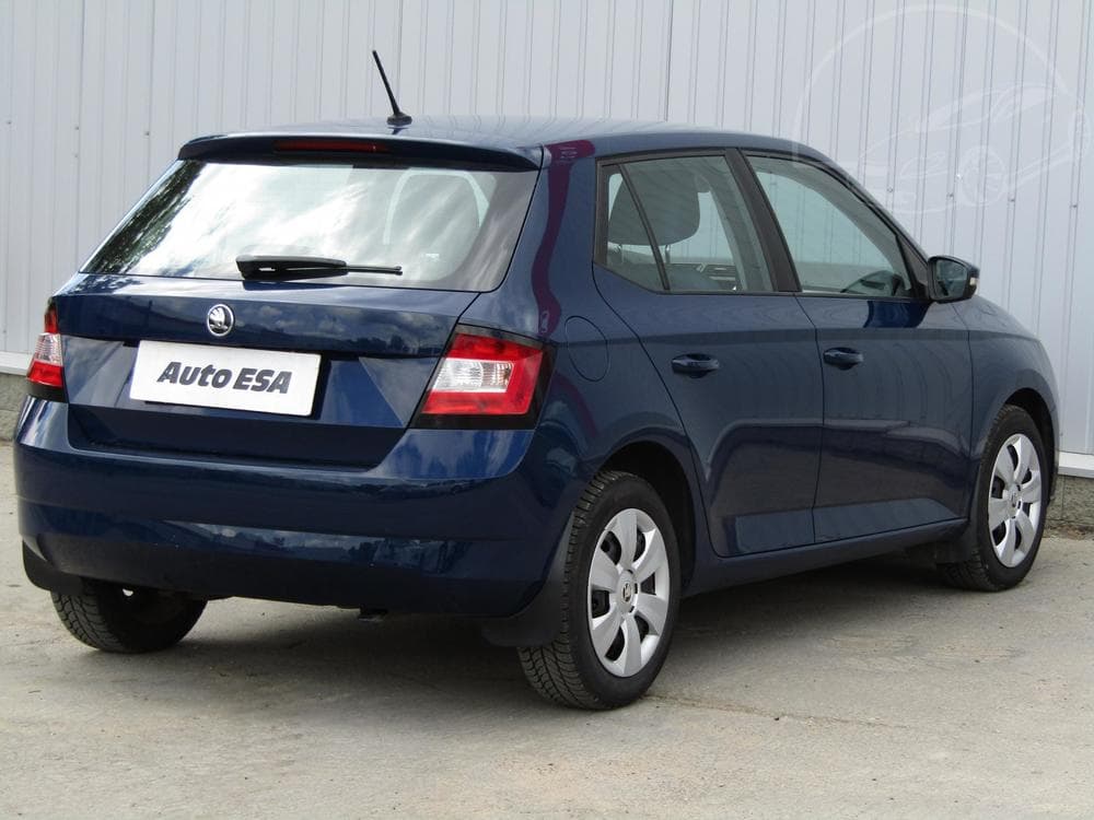2015 Škoda FABIA - 7