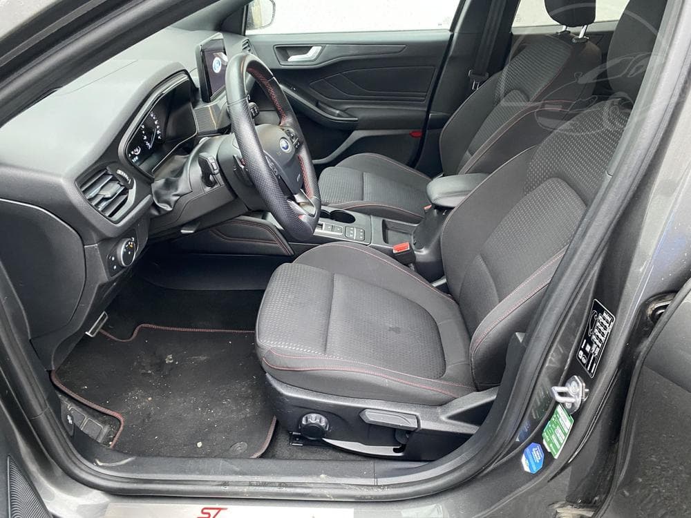2018 Ford FOCUS - 25