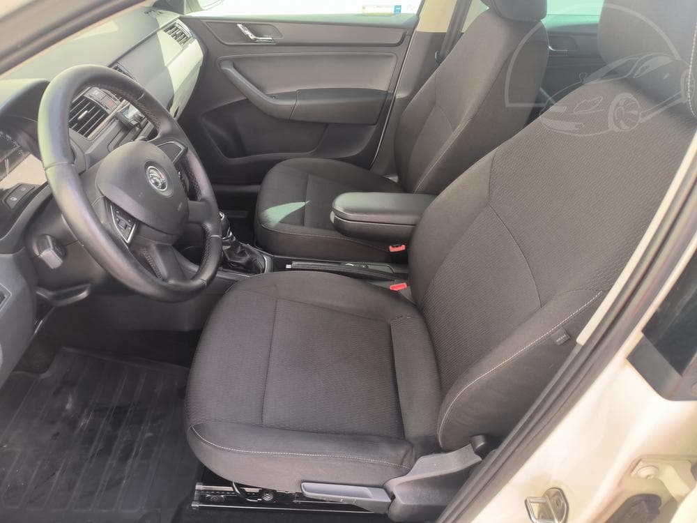 2013 Škoda RAPID - 9