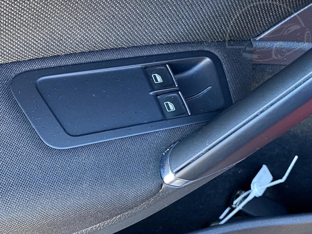 2013 Volkswagen GOLF - 31