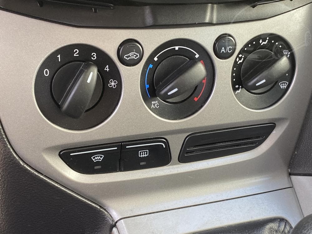 2011 Ford FOCUS - 14