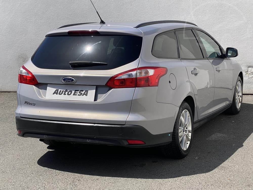 2011 Ford FOCUS - 4