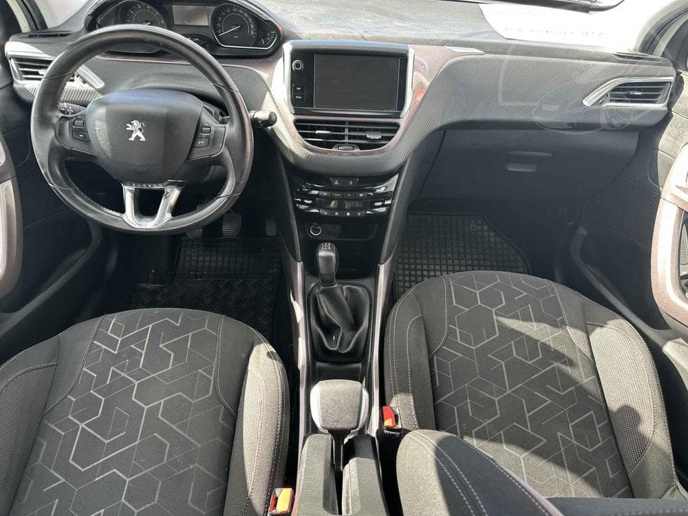 2014 Peugeot 2008 - 8