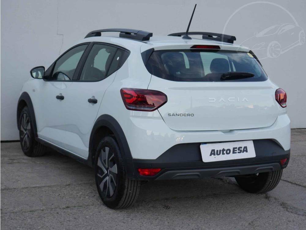 2025 Dacia SANDERO - 4
