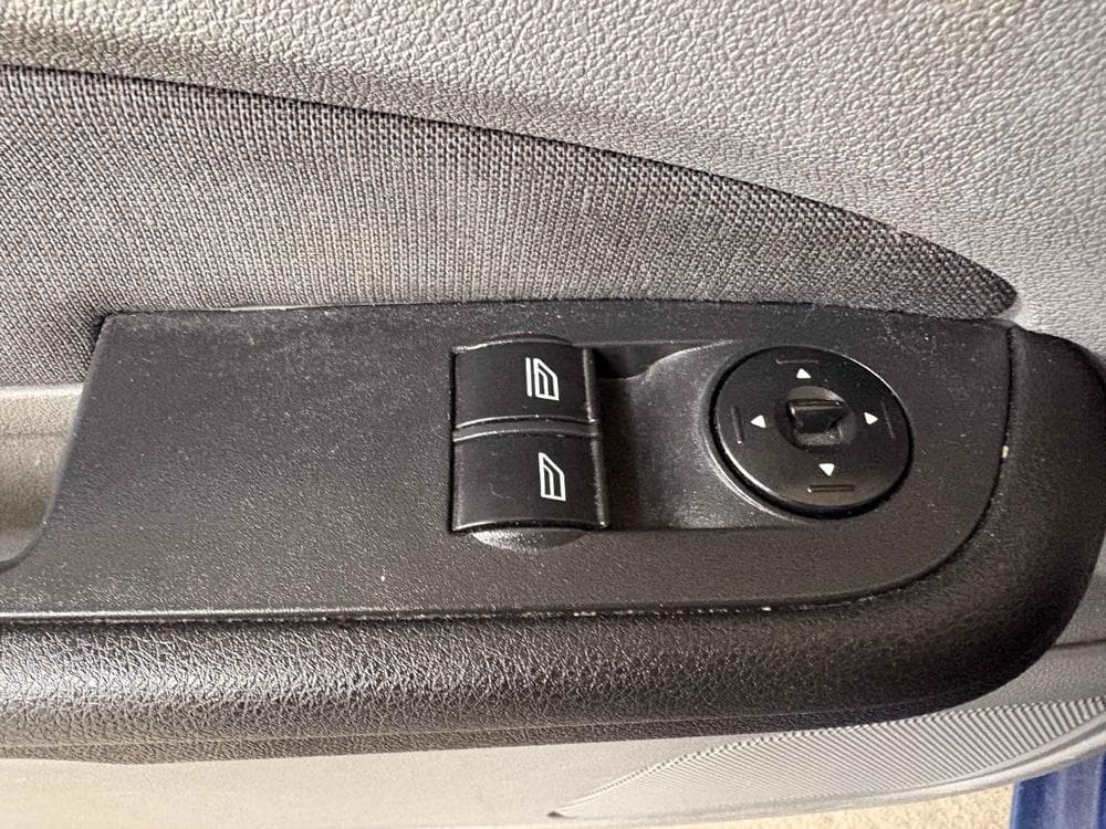2008 Ford FOCUS - 12