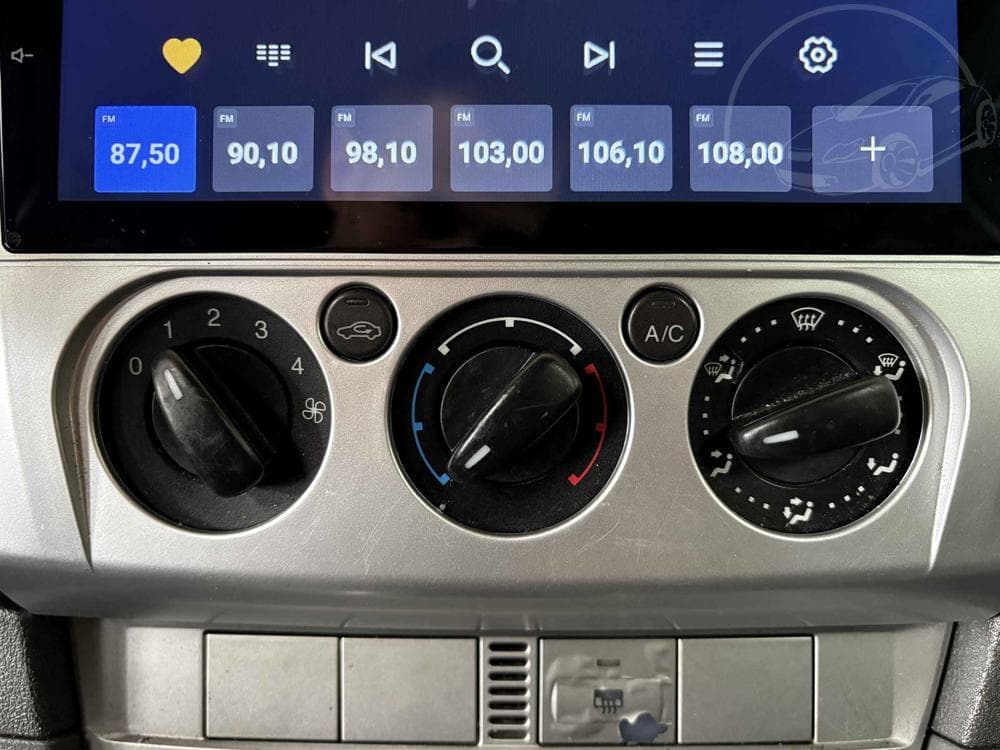 2008 Ford FOCUS - 13