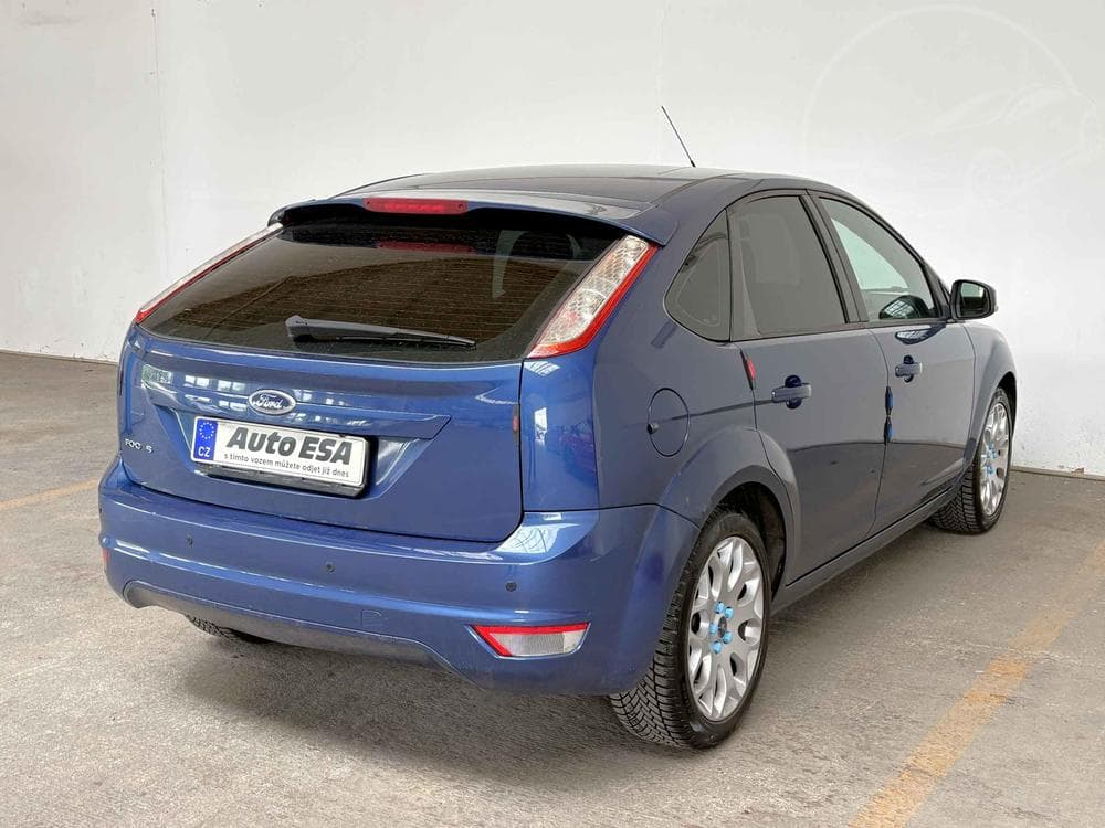 2008 Ford FOCUS - 4