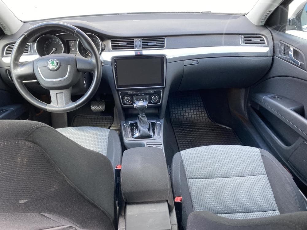 2011 Škoda SUPERB - 15