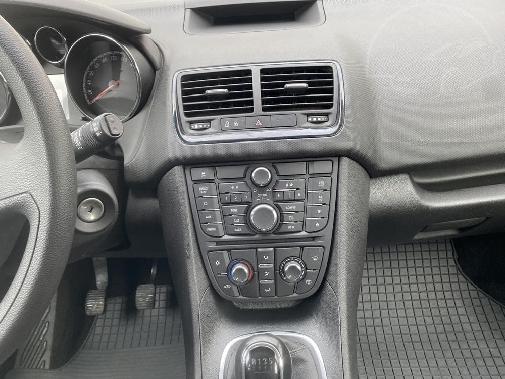 2016 Opel MERIVA - 23
