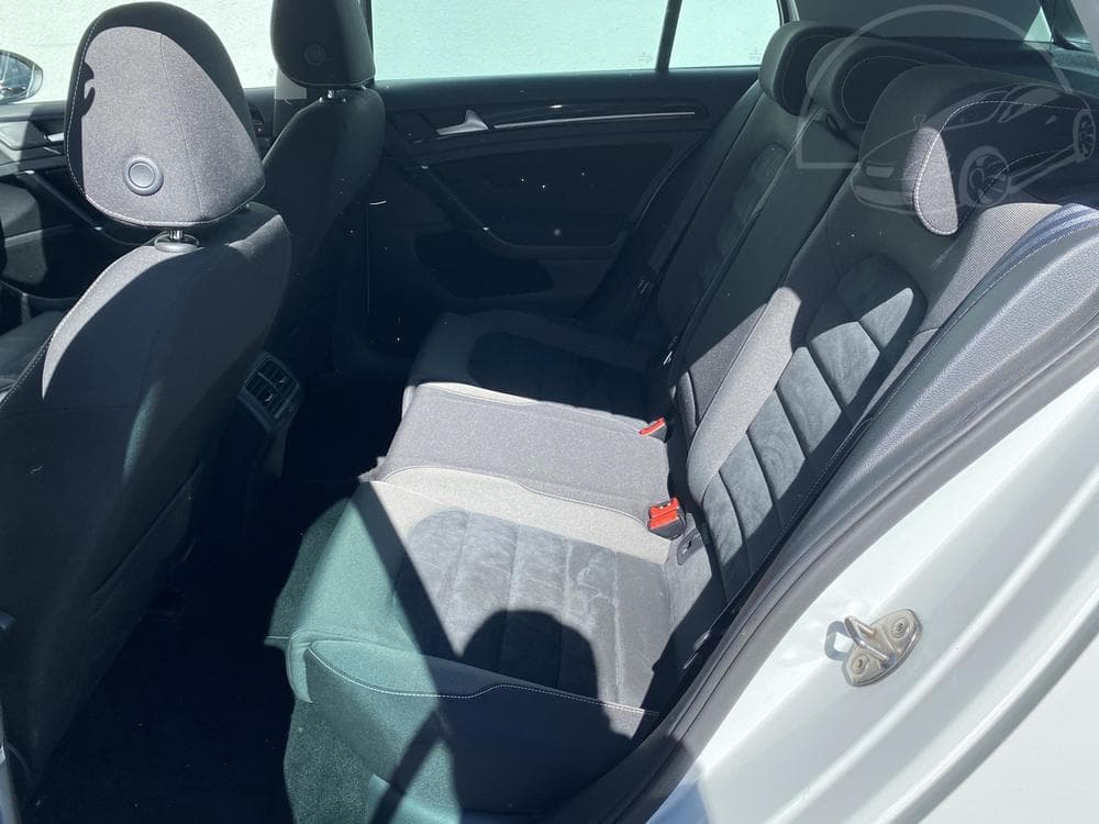 2014 Volkswagen GOLF - 28