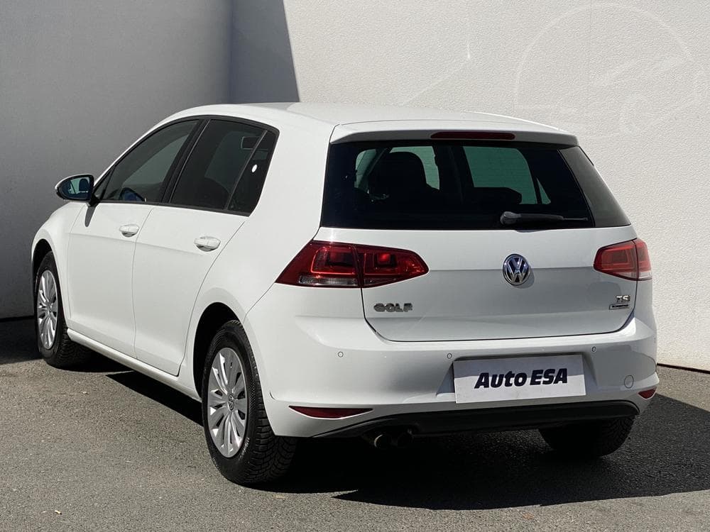 2014 Volkswagen GOLF - 16