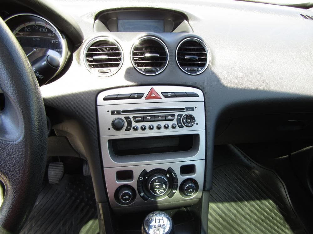 2011 Peugeot 308 - 34