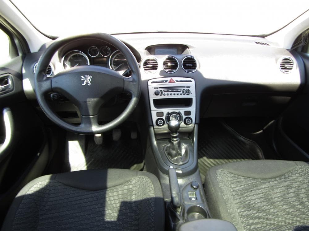 2011 Peugeot 308 - 22